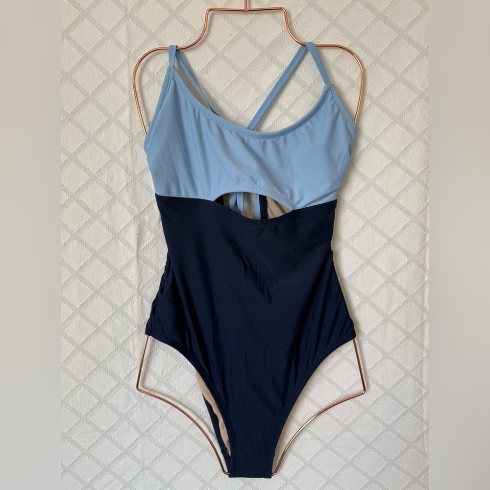 Kona Sol Colorblock One-Piece Swimsuit | Size M (8–10) | NWOT